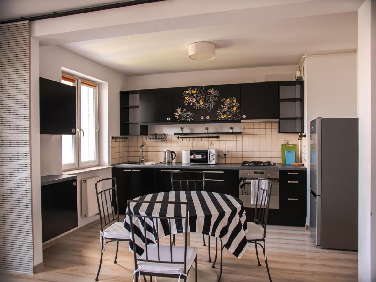 Sdh 2 Radzymin Comfortable Apartment Near Warsaw Exterior foto
