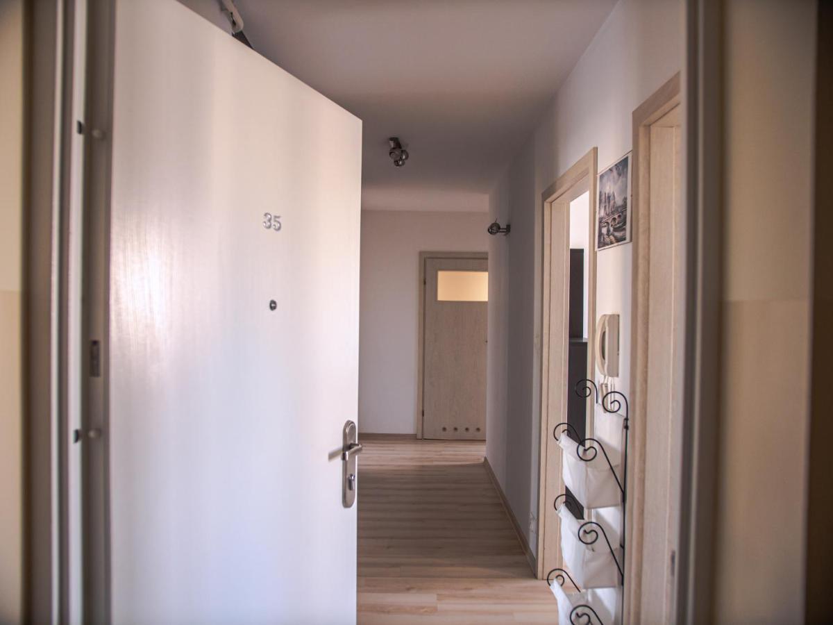 Sdh 2 Radzymin Comfortable Apartment Near Warsaw Exterior foto